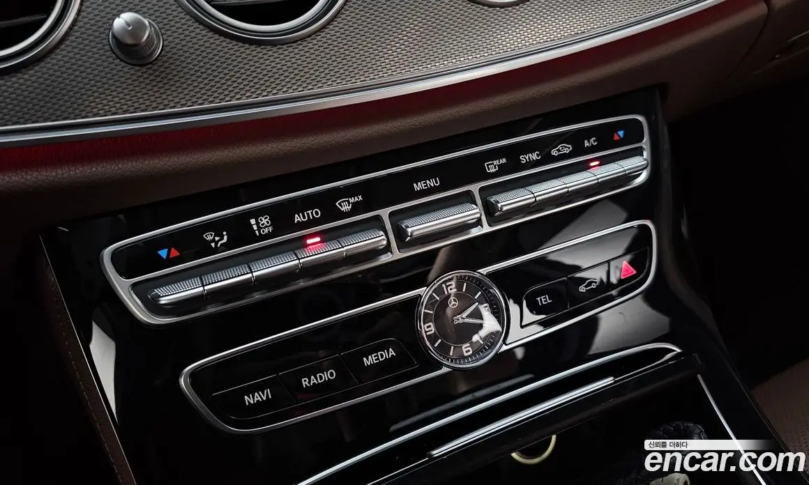 Mercedes-Benz E-Class 2017 3.0 автомат (гидро), фото 25 Mercedes-Benz E-Class 2017 3.0 автомат (гидро), фото 25