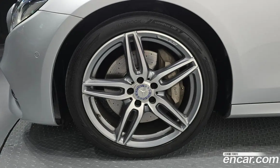 Mercedes-Benz E-Class 2017 3.0 автомат (гидро), фото 5 Mercedes-Benz E-Class 2017 3.0 автомат (гидро), фото 5