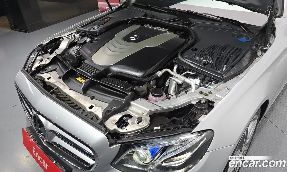 Mercedes-Benz E-Class 2017 3.0 автомат (гидро), фото 6 Mercedes-Benz E-Class 2017 3.0 автомат (гидро), фото 6