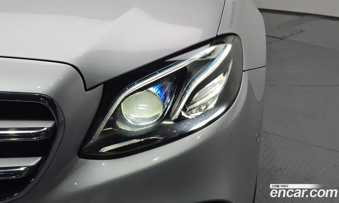 Mercedes-Benz E-Class 2017 3.0 автомат (гидро), фото 8 Mercedes-Benz E-Class 2017 3.0 автомат (гидро), фото 8