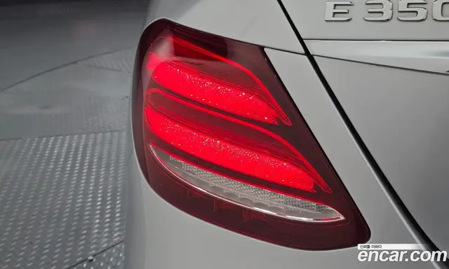 Mercedes-Benz E-Class 2017 3.0 автомат (гидро), миниатюра 9 Mercedes-Benz E-Class 2017 3.0 автомат (гидро), миниатюра 9