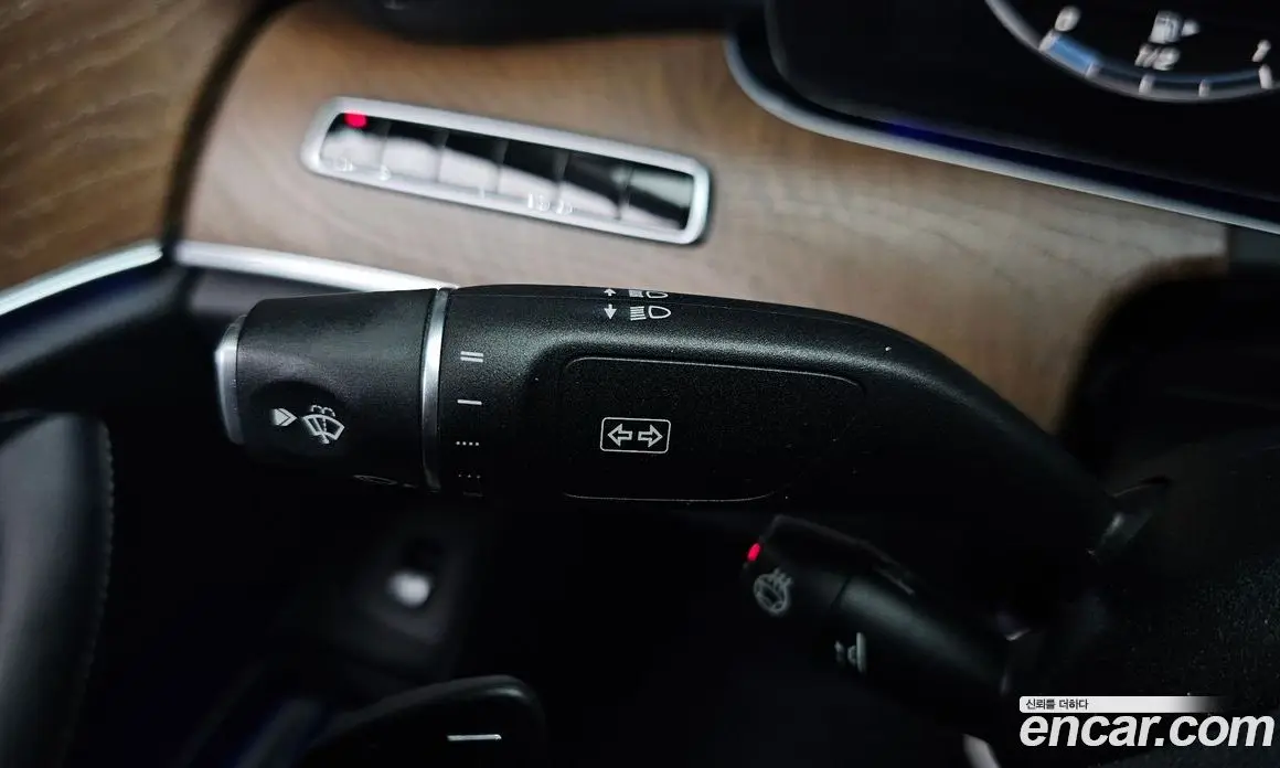 Mercedes-Benz E-Class 2018 2.0 автомат (гидро), фото 29 Mercedes-Benz E-Class 2018 2.0 автомат (гидро), фото 29