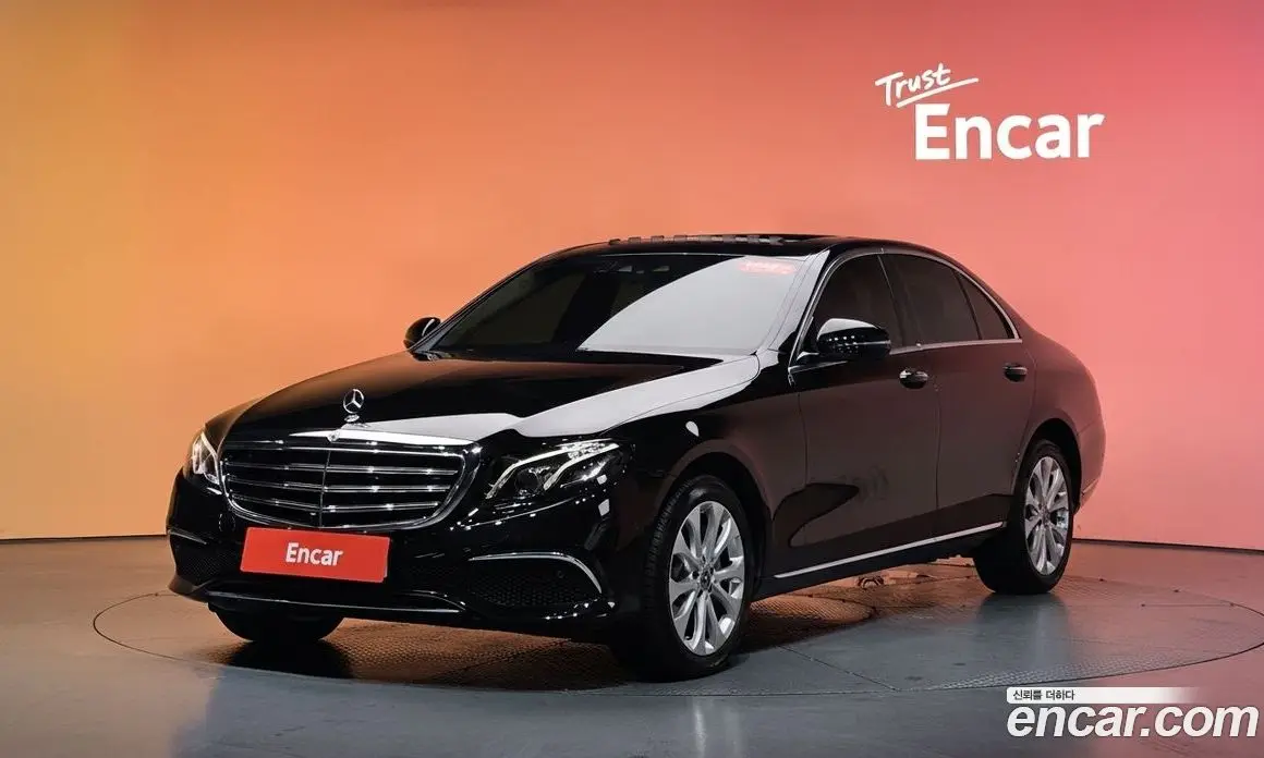 Mercedes-Benz E-Class 2018 2.0 автомат (гидро), фото 36 Mercedes-Benz E-Class 2018 2.0 автомат (гидро), фото 36