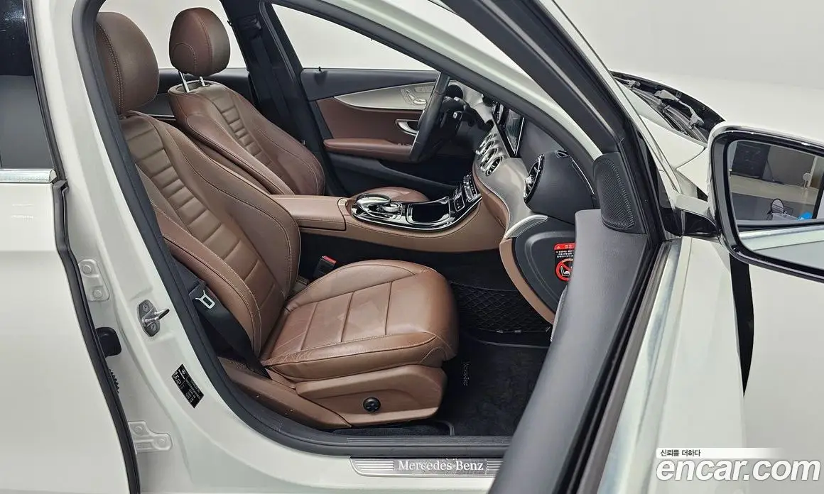 Mercedes-Benz E-Class 2018 2.0 автомат (гидро), фото 13