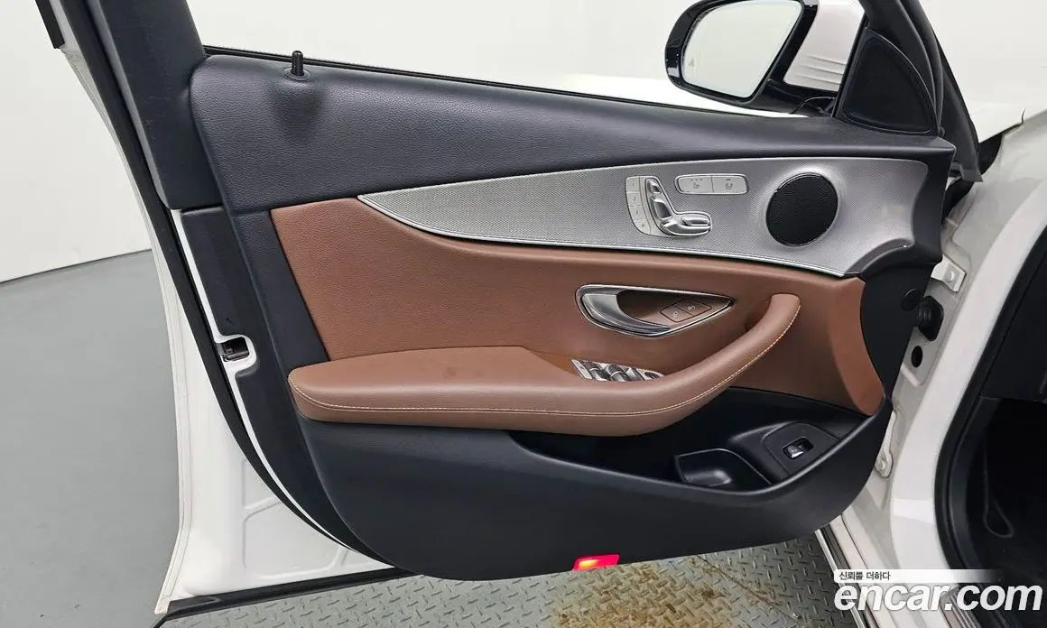 Mercedes-Benz E-Class 2018 2.0 автомат (гидро), фото 14