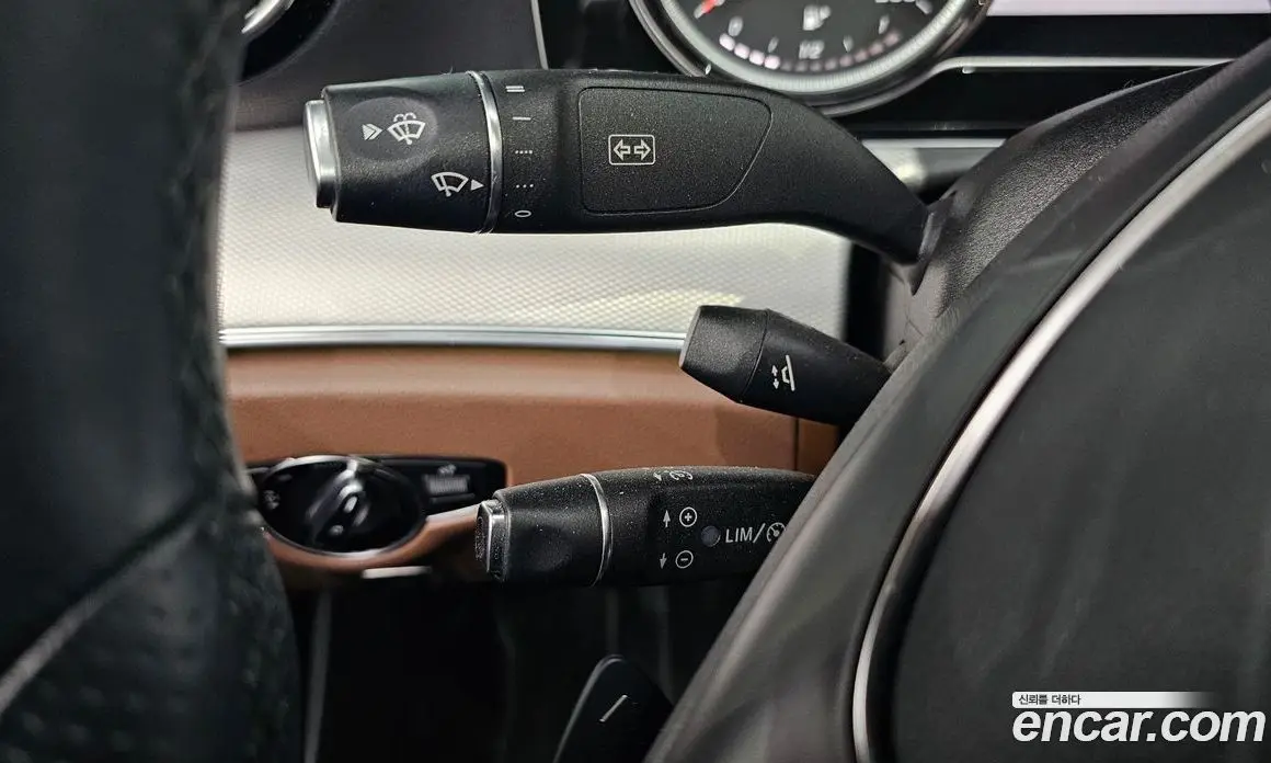 Mercedes-Benz E-Class 2018 2.0 автомат (гидро), фото 29