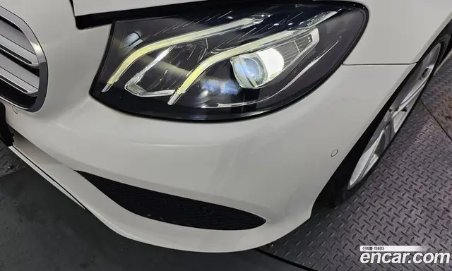 Mercedes-Benz E-Class 2018 2.0 автомат (гидро), миниатюра 8