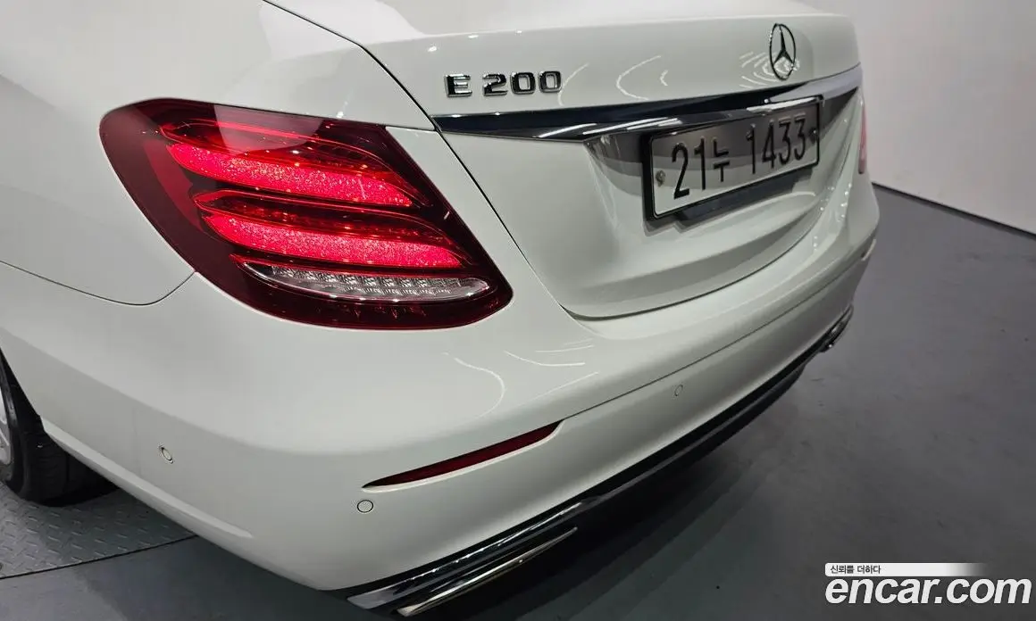 Mercedes-Benz E-Class 2018 2.0 автомат (гидро), фото 9