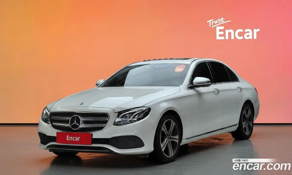 Mercedes-Benz E-Class 2019 2.0 автомат (гидро), фото 32 Mercedes-Benz E-Class 2019 2.0 автомат (гидро), фото 32