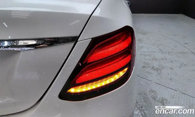 Mercedes-Benz E-Class 2019 2.0 автомат (гидро), миниатюра 8 Mercedes-Benz E-Class 2019 2.0 автомат (гидро), миниатюра 8
