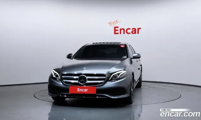 Mercedes-Benz E-Class 2020 2.0 автомат (гидро), миниатюра 3 Mercedes-Benz E-Class 2020 2.0 автомат (гидро), миниатюра 3