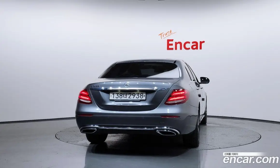 Mercedes-Benz E-Class 2020 2.0 автомат (гидро), фото 4 Mercedes-Benz E-Class 2020 2.0 автомат (гидро), фото 4