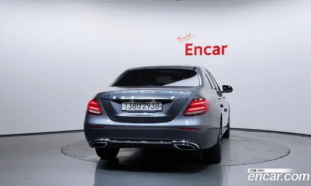Mercedes-Benz E-Class 2020 2.0 автомат (гидро), миниатюра 4 Mercedes-Benz E-Class 2020 2.0 автомат (гидро), миниатюра 4