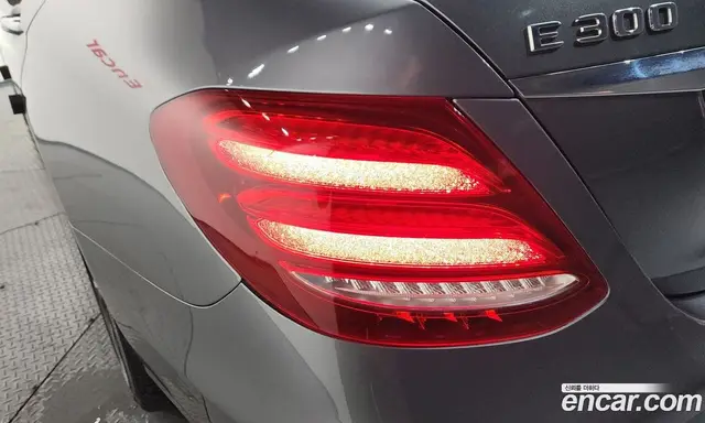 Mercedes-Benz E-Class 2020 2.0 автомат (гидро), миниатюра 9 Mercedes-Benz E-Class 2020 2.0 автомат (гидро), миниатюра 9