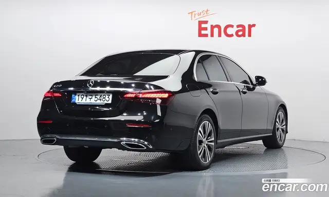 Mercedes-Benz E-Class 2021 2.0 автомат (гидро), миниатюра 2 Mercedes-Benz E-Class 2021 2.0 автомат (гидро), миниатюра 2