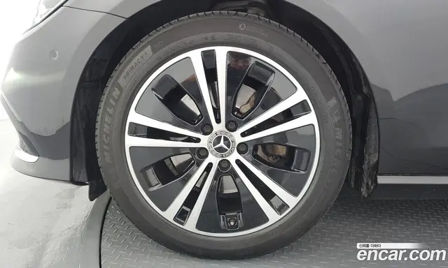 Mercedes-Benz E-Class 2021 2.0 автомат (гидро), миниатюра 5 Mercedes-Benz E-Class 2021 2.0 автомат (гидро), миниатюра 5