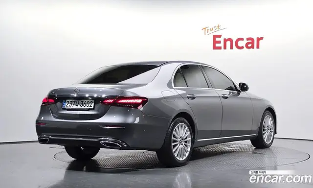 Mercedes-Benz E-Class 2021 2.0 автомат (гидро), миниатюра 2 Mercedes-Benz E-Class 2021 2.0 автомат (гидро), миниатюра 2