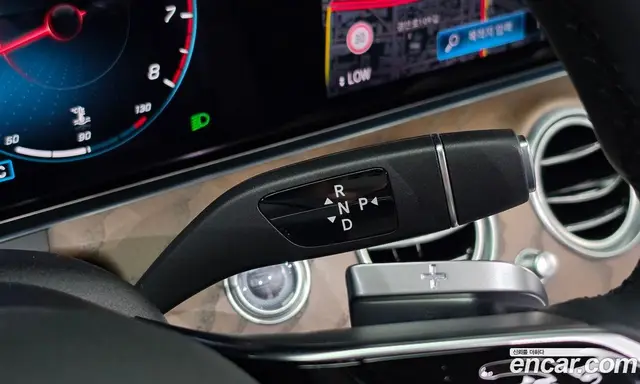 Mercedes-Benz E-Class 2021 2.0 автомат (гидро), миниатюра 9 Mercedes-Benz E-Class 2021 2.0 автомат (гидро), миниатюра 9