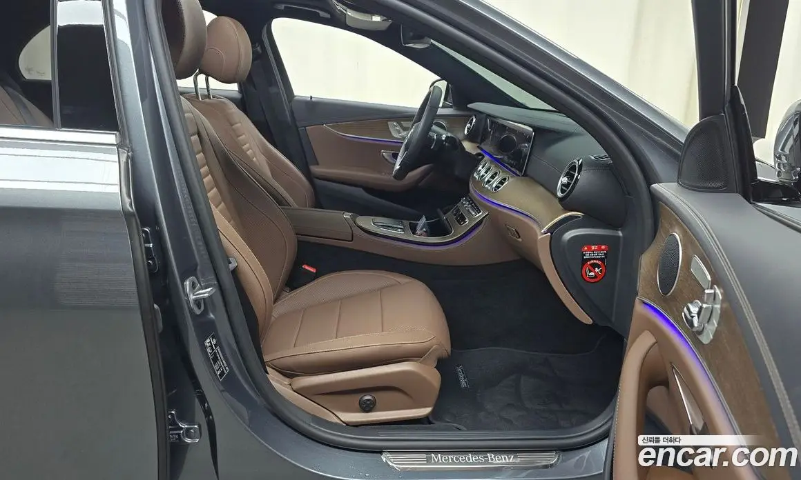 Mercedes-Benz E-Class 2022 2.0 автомат (гидро), фото 16