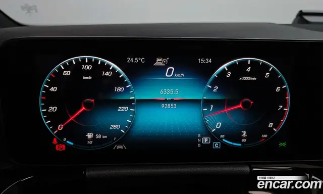 Mercedes-Benz GLA-Class 2021 2.0 автомат (гидро), миниатюра 11