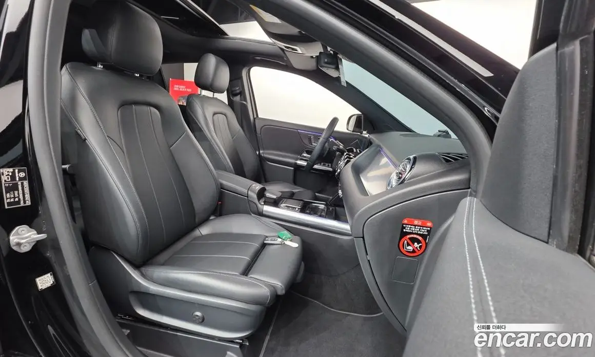 Mercedes-Benz GLA-Class 2021 2.0 автомат (гидро), фото 13