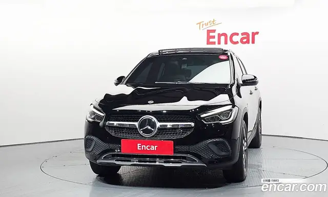 Mercedes-Benz GLA-Class 2021 2.0 автомат (гидро), миниатюра 3