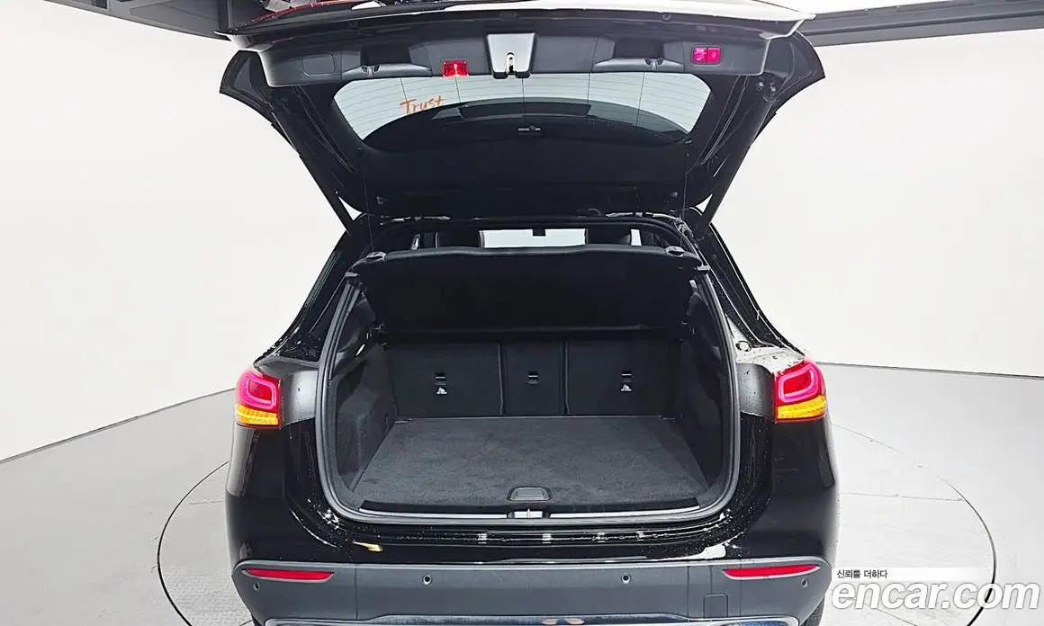 Mercedes-Benz GLA-Class 2021 2.0 автомат (гидро), фото 26