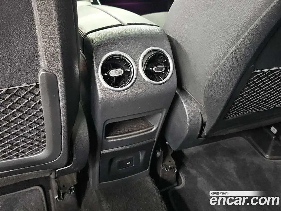 Mercedes-Benz GLB-Class 2022 2.0 автомат (гидро), фото 13