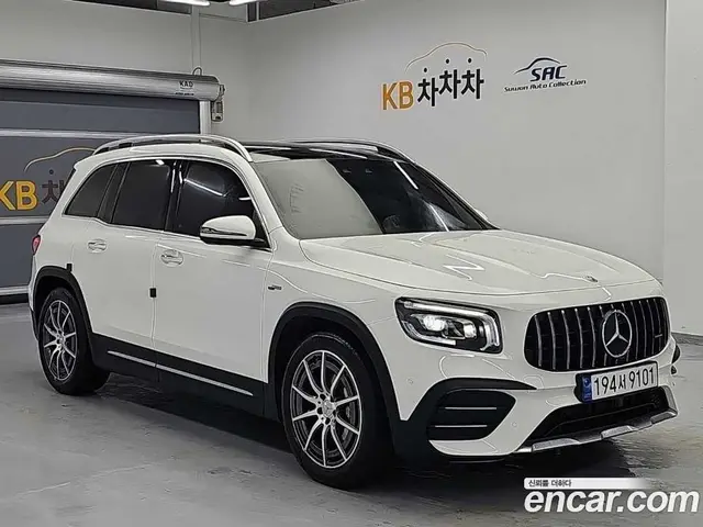 Mercedes-Benz GLB-Class 2022 2.0 автомат (гидро), миниатюра 4