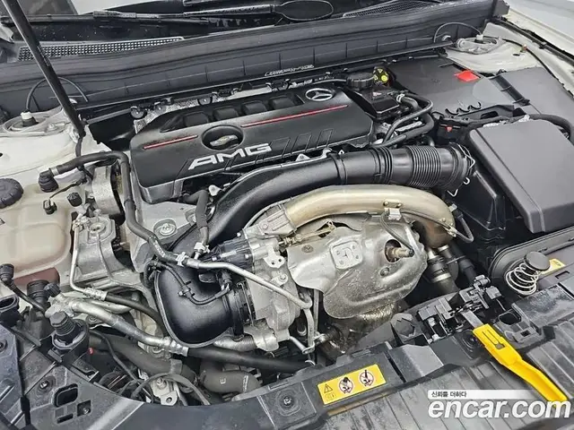 Mercedes-Benz GLB-Class 2022 2.0 автомат (гидро), миниатюра 5