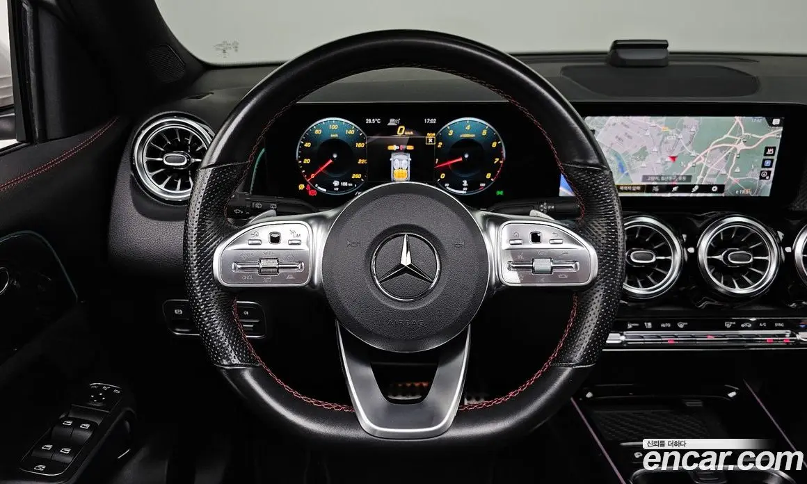 Mercedes-Benz GLB-Class 2023 2.0 автомат (гидро), фото 18