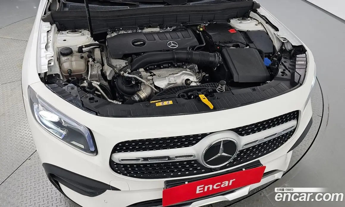 Mercedes-Benz GLB-Class 2023 2.0 автомат (гидро), фото 5