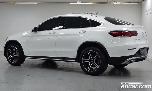 Mercedes-Benz GLC-Class 2022 2.0 автомат (гидро), миниатюра 2