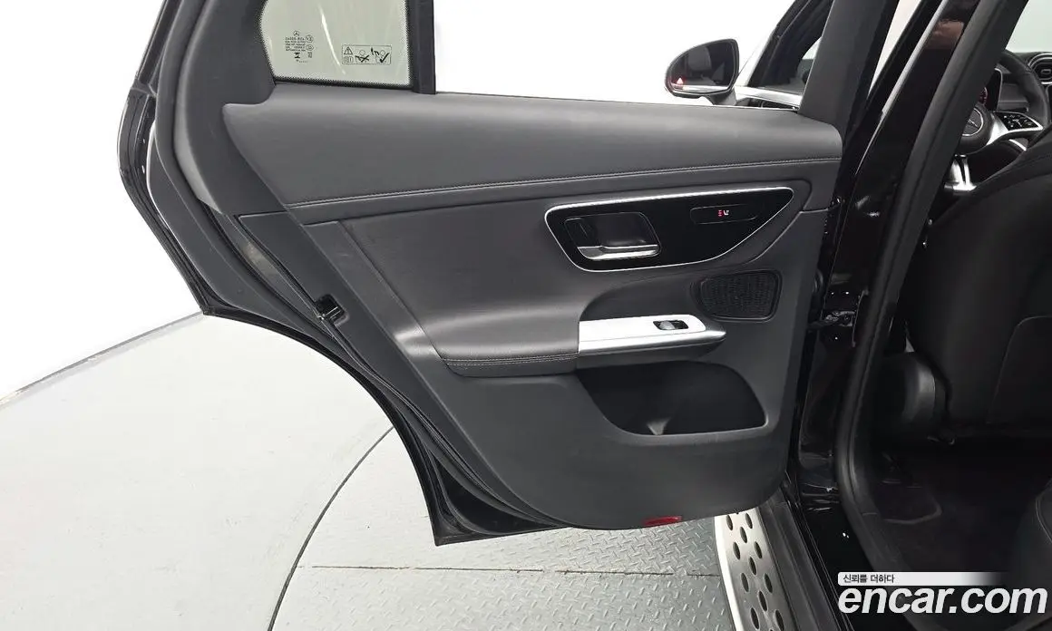Mercedes-Benz GLC-Class 2023 2.0 автомат (гидро), фото 15