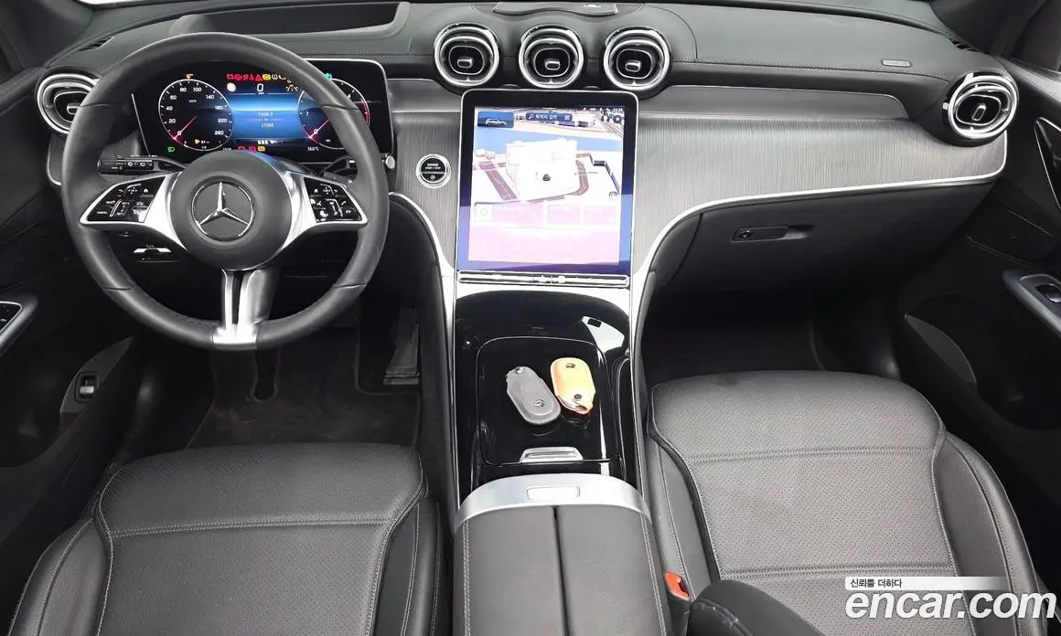 Mercedes-Benz GLC-Class 2023 2.0 автомат (гидро), фото 10