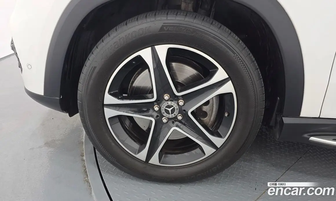 Mercedes-Benz GLE-Class 2021 2.0 автомат (гидро), фото 4 Mercedes-Benz GLE-Class 2021 2.0 автомат (гидро), фото 4