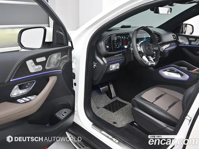 Mercedes-Benz GLE-Class 2023 3.0 автомат (гидро), миниатюра 11
