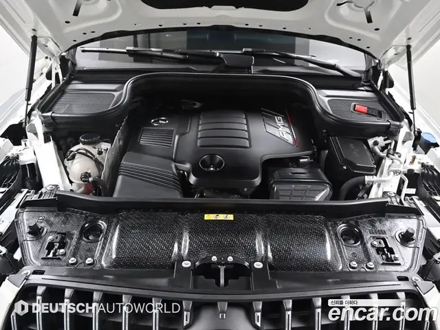 Mercedes-Benz GLE-Class 2023 3.0 автомат (гидро), миниатюра 6