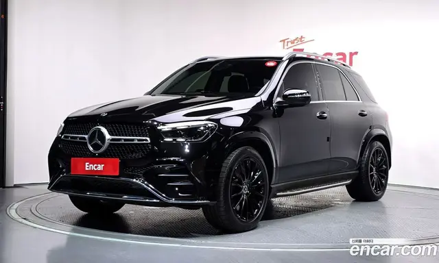 Mercedes-Benz GLE-Class 2024 3.0 автомат (гидро), миниатюра 1 Mercedes-Benz GLE-Class 2024 3.0 автомат (гидро), миниатюра 1