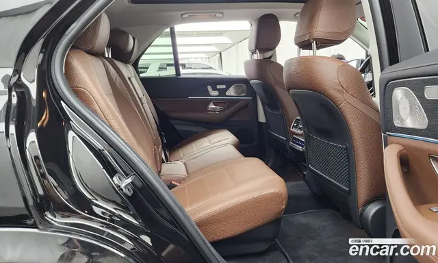 Mercedes-Benz GLE-Class 2024 3.0 автомат (гидро), миниатюра 12