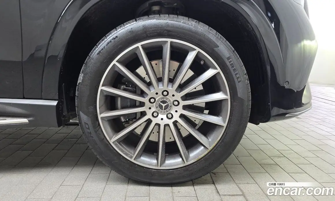 Mercedes-Benz GLE-Class 2025 3.0 автомат (гидро), фото 7 Mercedes-Benz GLE-Class 2025 3.0 автомат (гидро), фото 7