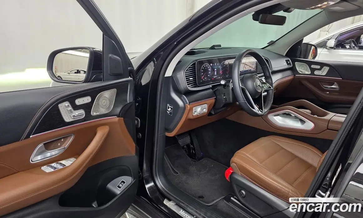 Mercedes-Benz GLE-Class 2025 3.0 автомат (гидро), фото 13 Mercedes-Benz GLE-Class 2025 3.0 автомат (гидро), фото 13