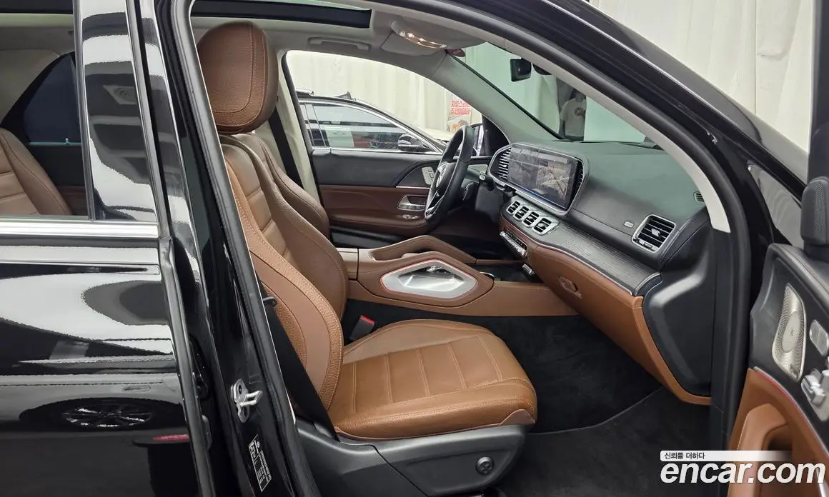 Mercedes-Benz GLE-Class 2025 3.0 автомат (гидро), фото 17 Mercedes-Benz GLE-Class 2025 3.0 автомат (гидро), фото 17