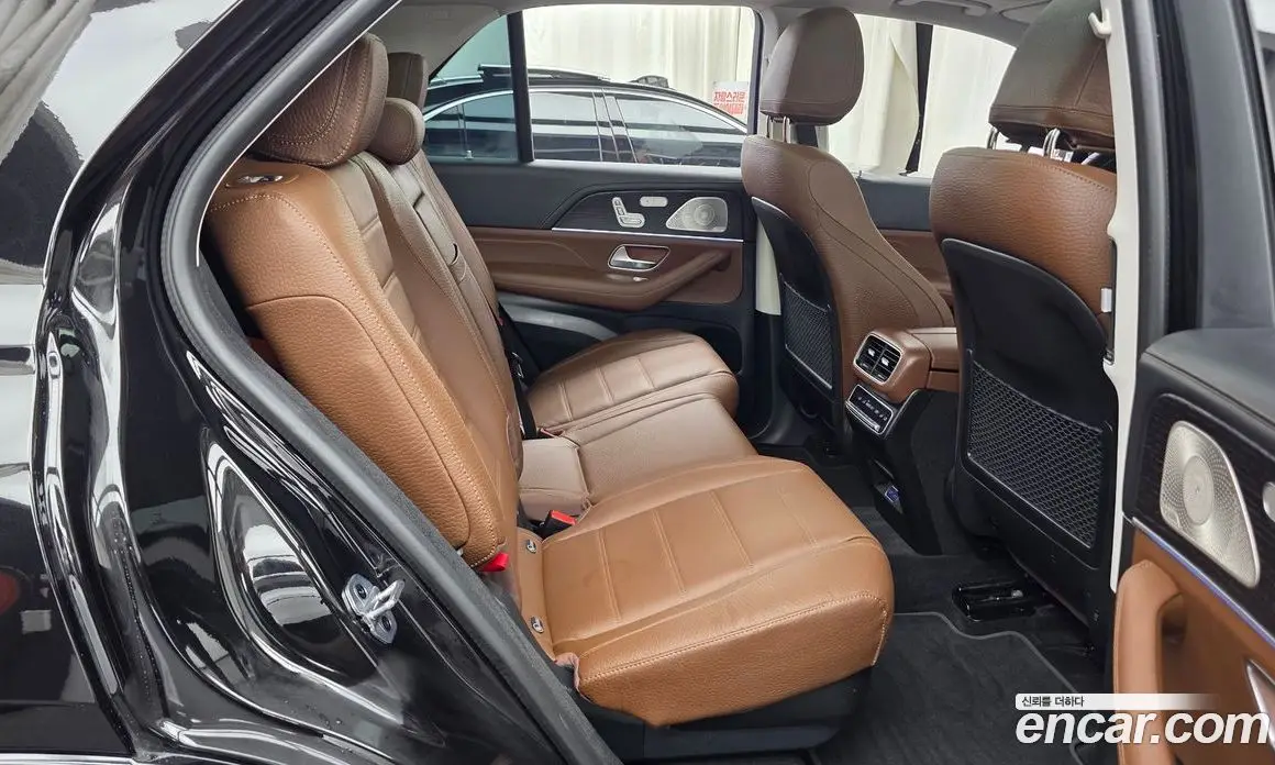Mercedes-Benz GLE-Class 2025 3.0 автомат (гидро), фото 18 Mercedes-Benz GLE-Class 2025 3.0 автомат (гидро), фото 18