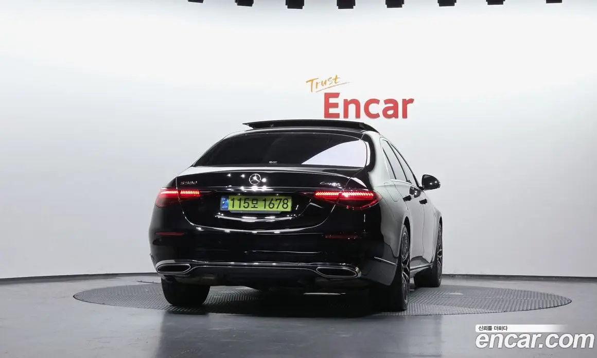 Mercedes-Benz S-Class 2022 4.0 автомат (гидро), фото 4 Mercedes-Benz S-Class 2022 4.0 автомат (гидро), фото 4