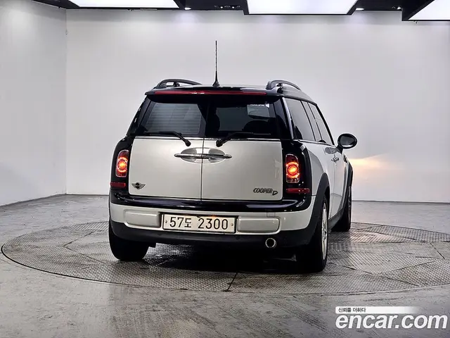 Mini Clubman 2013 2.0 автомат (гидро), миниатюра 3 Mini Clubman 2013 2.0 автомат (гидро), миниатюра 3