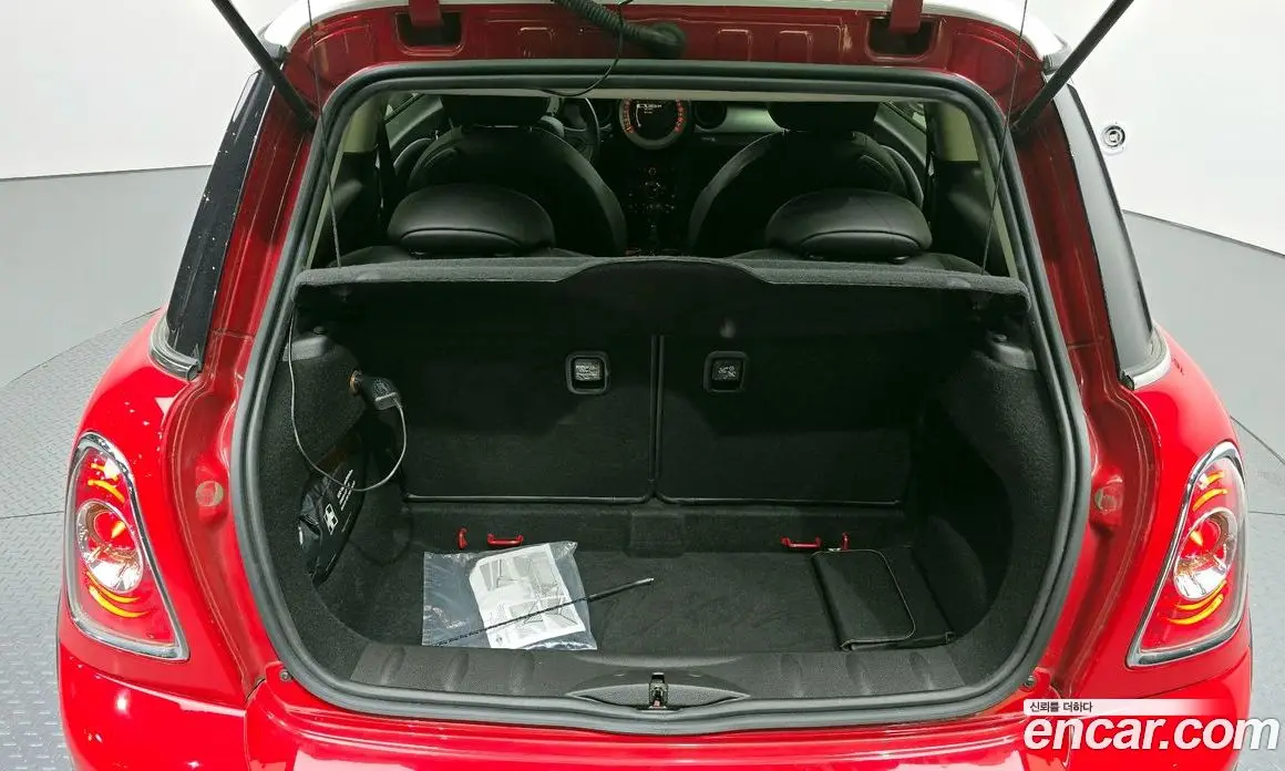 Mini Cooper 2013 2.0 автомат (гидро), фото 20 Mini Cooper 2013 2.0 автомат (гидро), фото 20