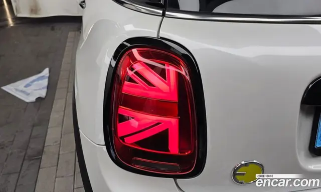 Mini Cooper 2023 автомат (гидро), миниатюра 9