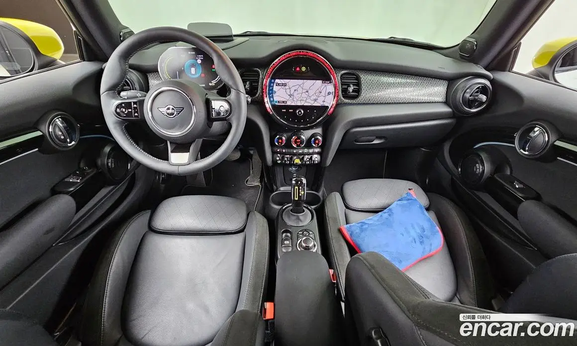 Mini Cooper 2023 автомат (гидро), фото 10