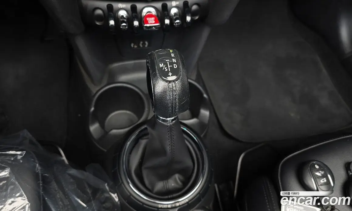 Mini Cooper Convertible 2017 1.5 автомат (гидро), фото 12